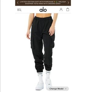 Alo It Girl Pant